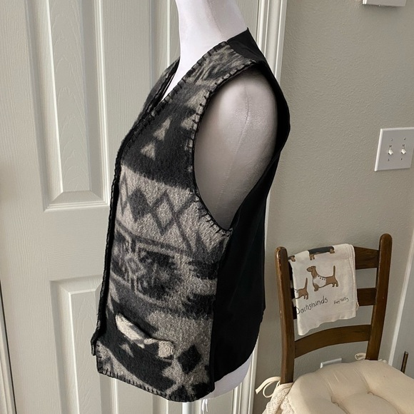 RARE Vintage Wool Erika Vest Size S - Picture 4 of 5